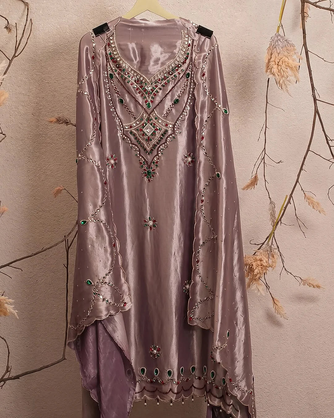 Mauve Jewel-Tone V-Neck Suit Design