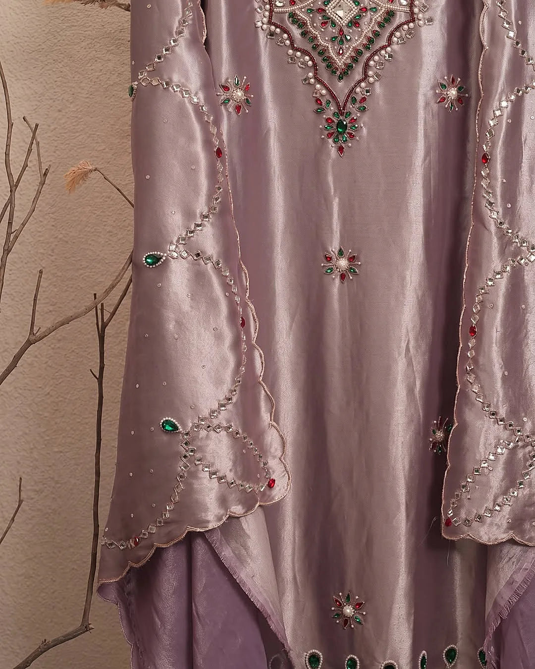 Mauve Jewel-Tone V-Neck Suit Design