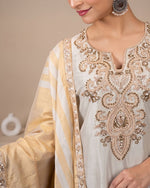 Champagne Noor Suit Set