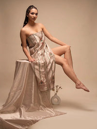 Ivory Geometric V-Panel Suit Design