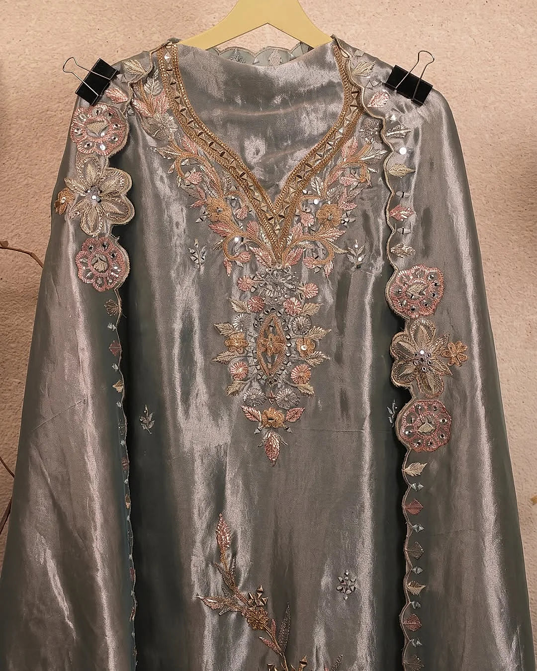 Blue Grey Floral V-Neck Suit Design
