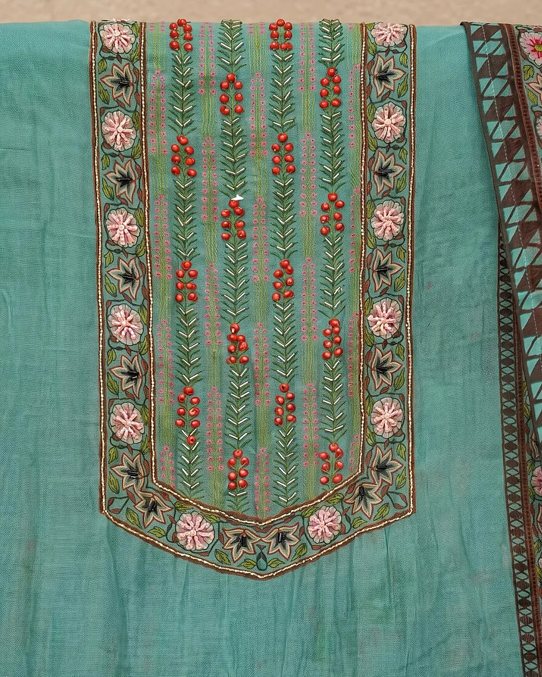 Aqua Garden Panel Suit Design